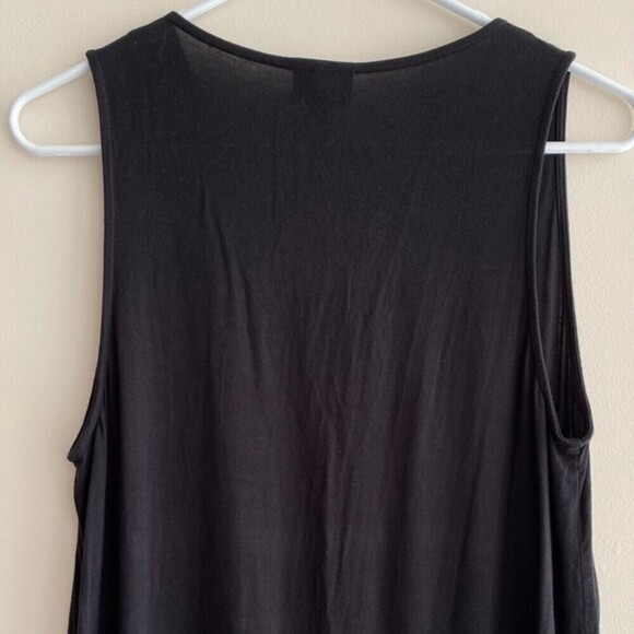 Mossimo Black V-Neck Tank Top with Leather Cutouts, Pleather Lattice, Size Med - Picture 10 of 13